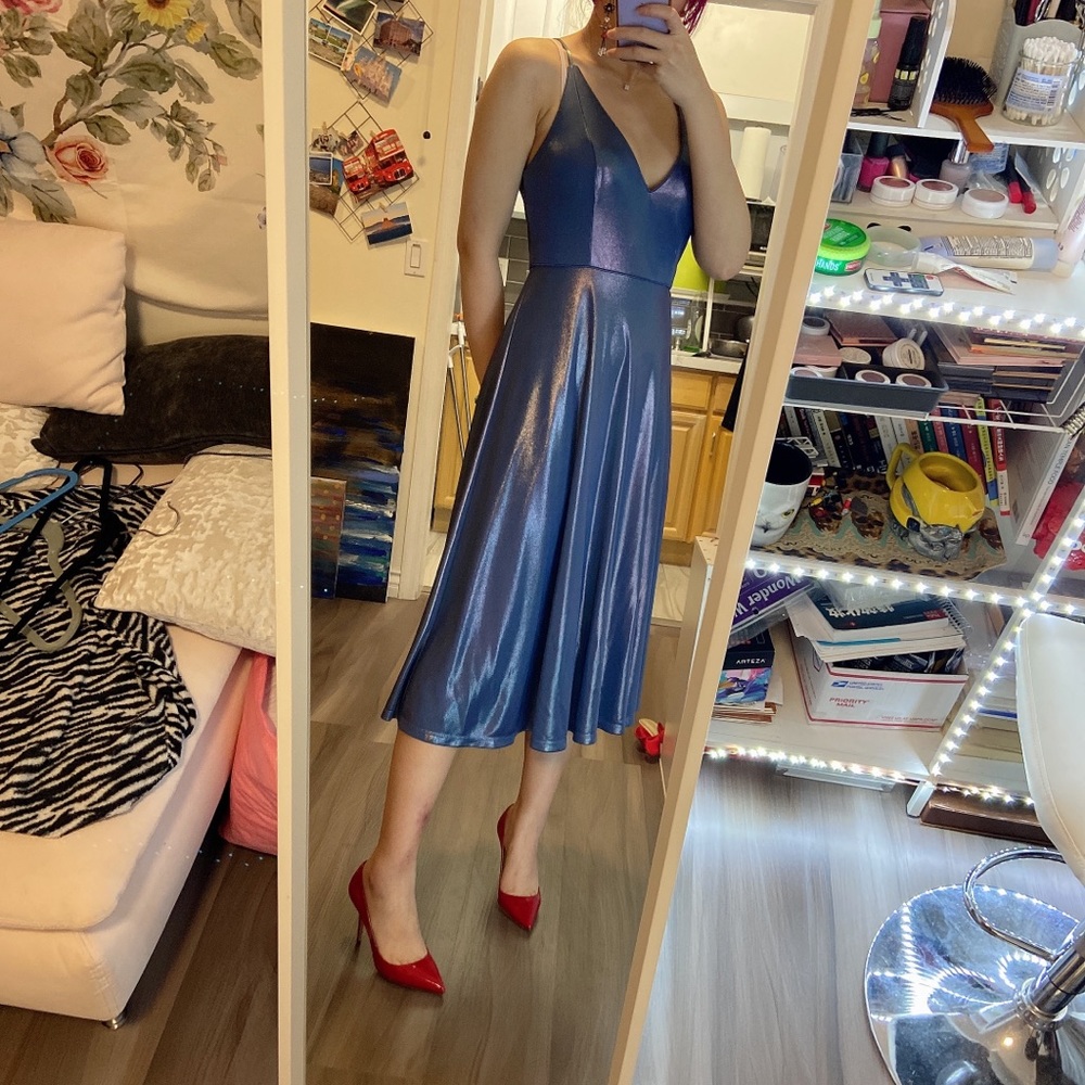 Dress - Picture 2 of 3